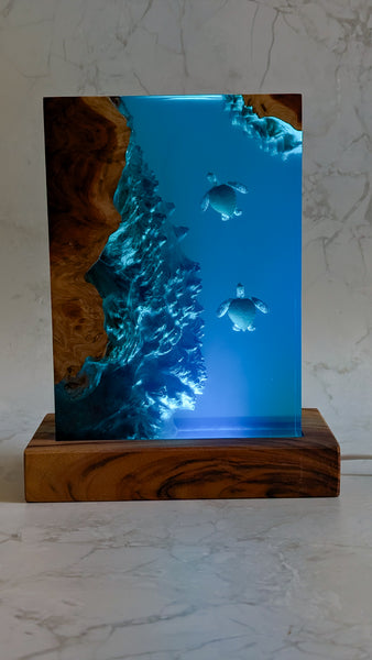 Underwater Lamp with sea turtles