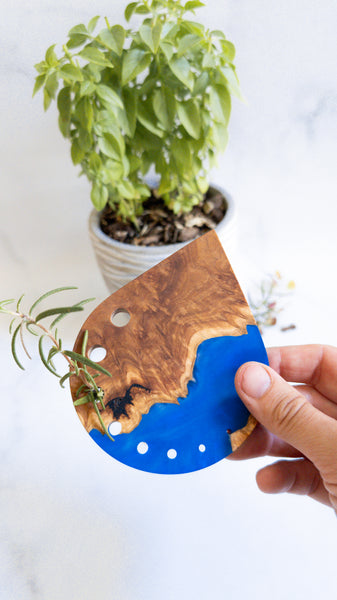 Wood and Resin Herb Stripper