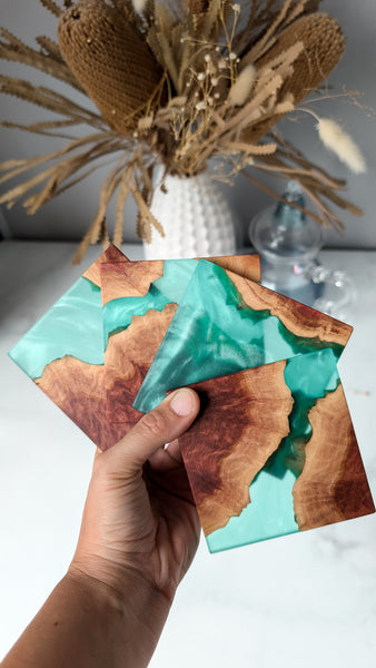 Wood and Resin Coasters in Green 4p